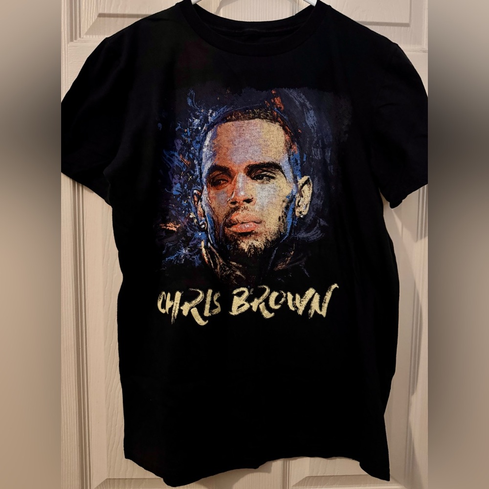 Chris Brown tour shirt. Sz. Medium